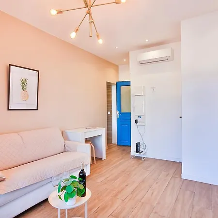 Escapade En Amoureux T2 Luxueux, Avec Balnéo, 60m Gare - Hypercentre - La Porte Bleue 4 Appartement